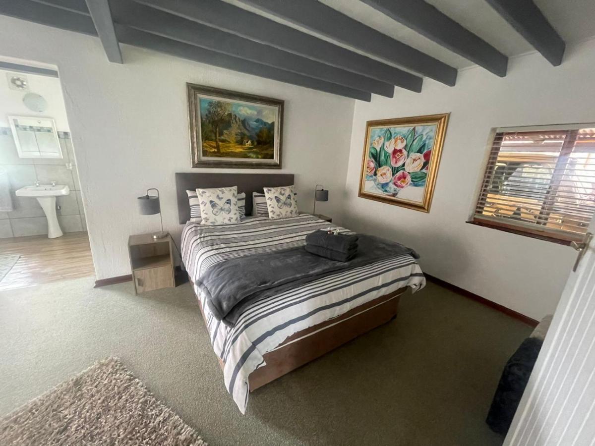 Dullvino Cottage No 15 At Critchley Dullstroom Exteriör bild
